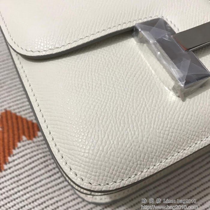 HERMES愛馬仕 H空姐包 進口原廠EP皮 頂級蜜蠟製作 街拍必備單品 奶昔白金銀 單肩斜挎包  Ama1575